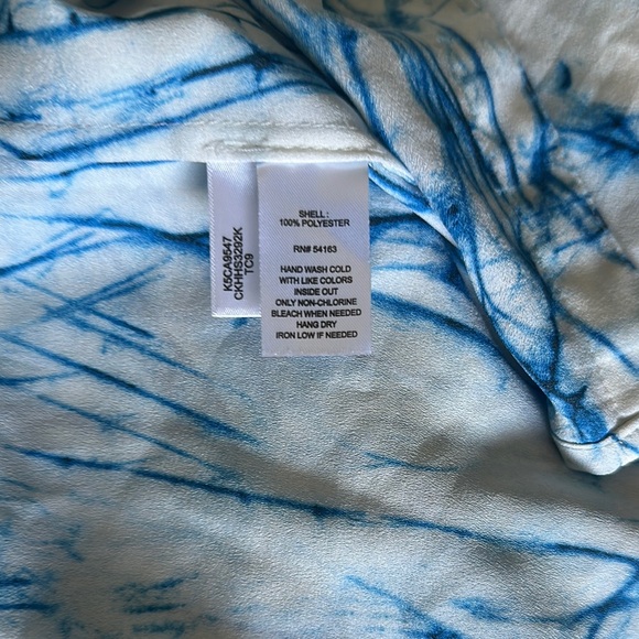 Calvin Klein Blue and White Long Sleeve Graphic Blouse Size Large - Picture 10 of 11